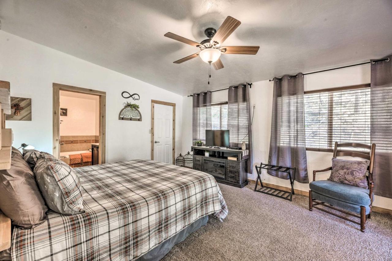 Tranquil Cabin With Stream And Deck Near Dtwn Ruidoso! Bagian luar foto