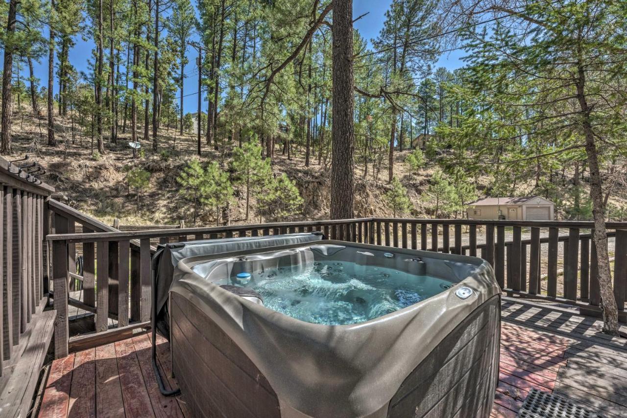 Tranquil Cabin With Stream And Deck Near Dtwn Ruidoso! Bagian luar foto